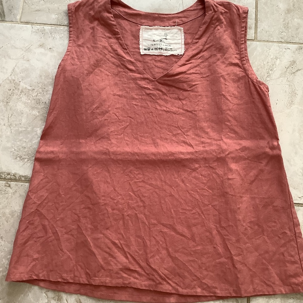 NWOT Not Perfect linen Vienna tank s/m